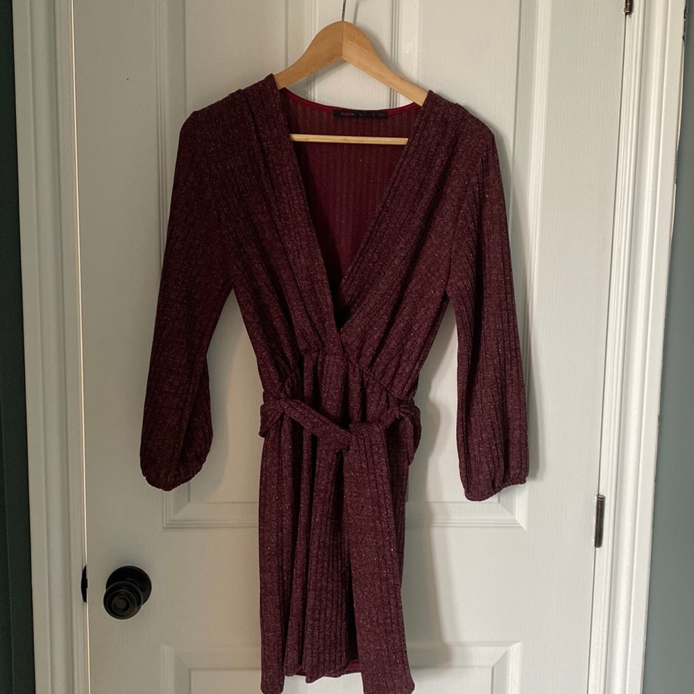 Fraiche cocktail dress, size small. Subtle shimmer in fabric.
